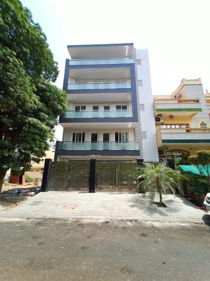 Nuab House - Near Fortis, Max, Medanta, Paras Hospitals And Huda Metro Gurgaon Esterno foto