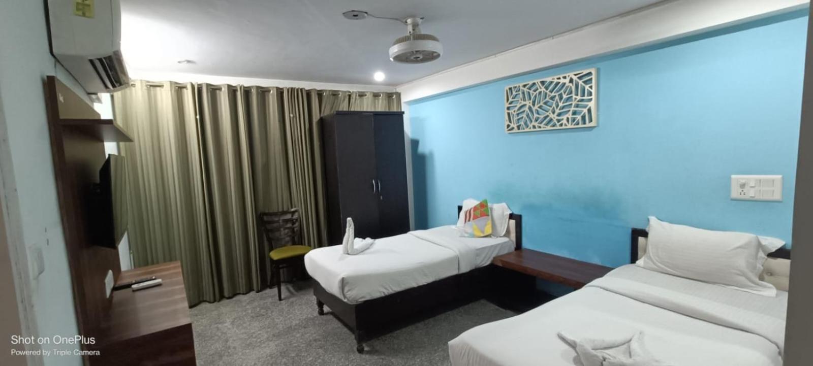 Nuab House - Near Fortis, Max, Medanta, Paras Hospitals And Huda Metro Gurgaon Esterno foto